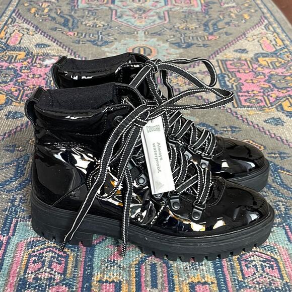 NWT Cougar waterproof patent lace up lugged sole combat rain boots sz 6 - Picture 1 of 6